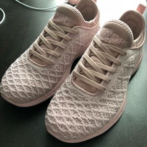 APL Techloom Phantom Sneakers size 6.5